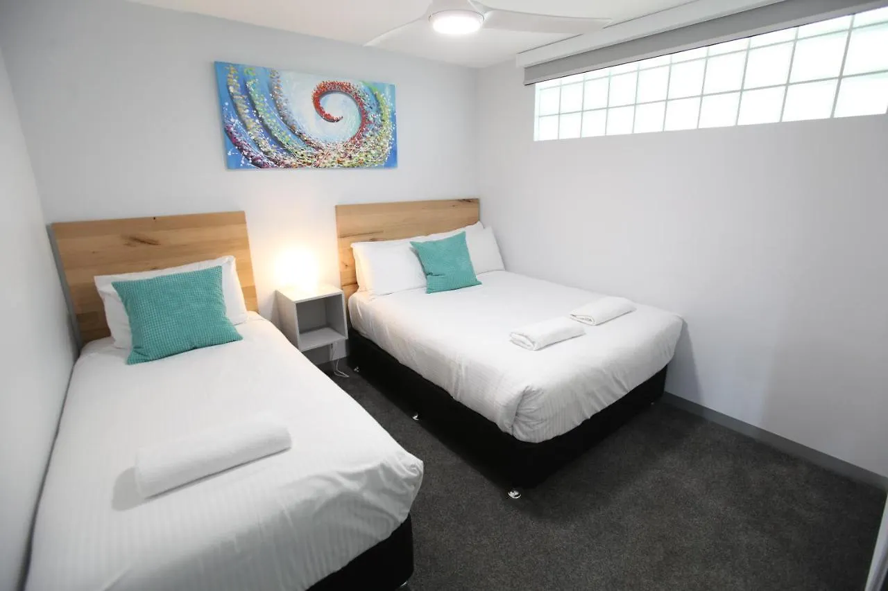Grand Palais Boolarong Beachside Apartments Alexandra Headland Resort