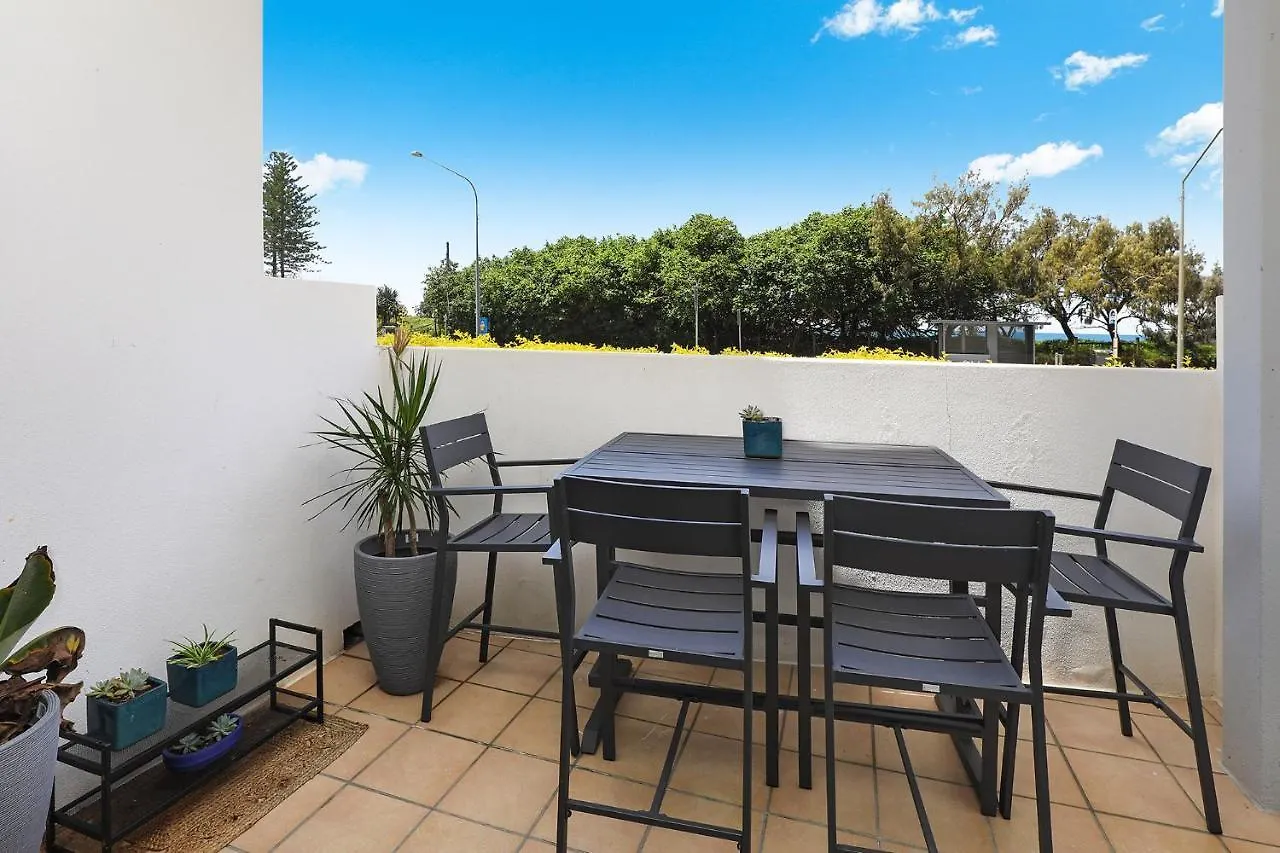 Grand Palais Boolarong Beachside Apartments Alexandra Headland