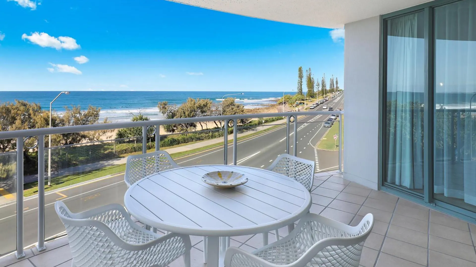 Grand Palais Boolarong Beachside Apartments Alexandra Headland 4*,  Australia