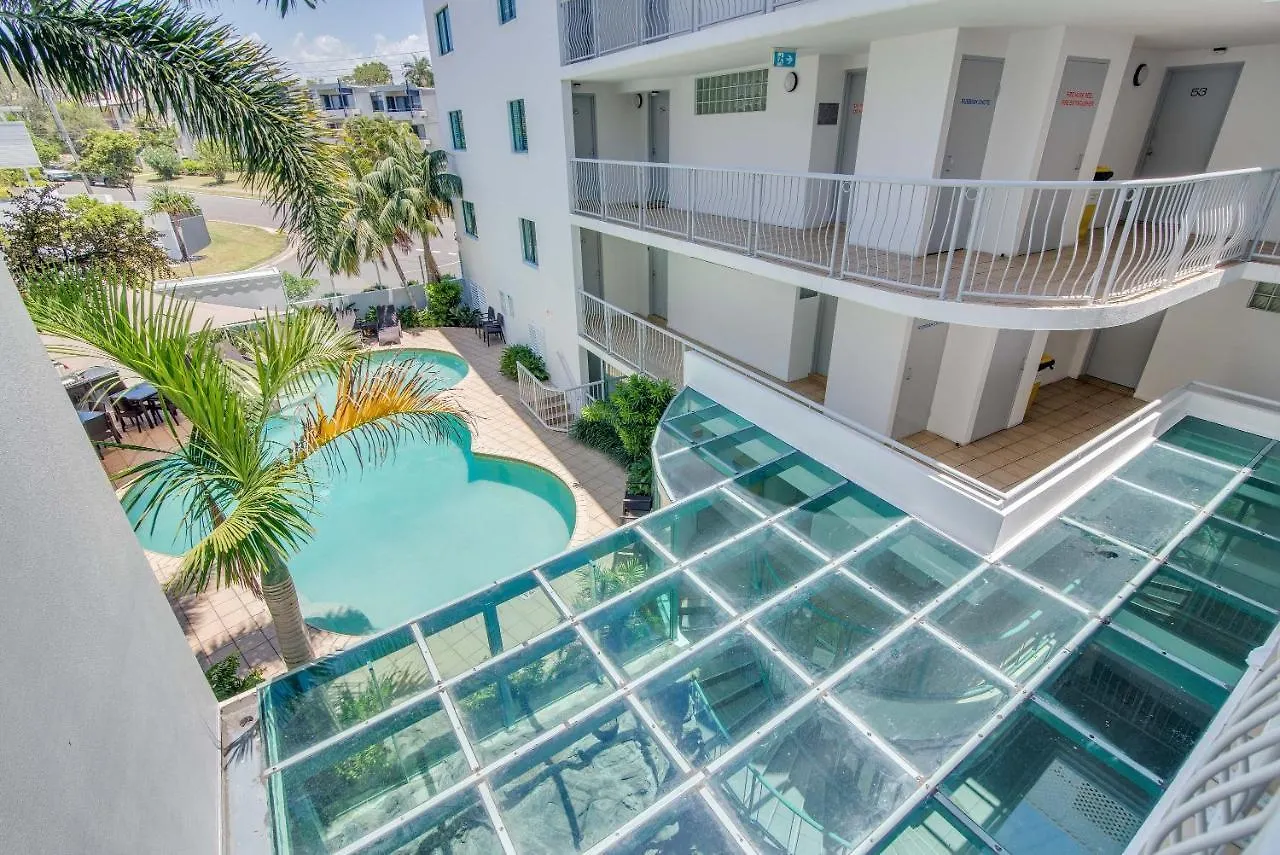 Grand Palais Boolarong Beachside Apartments Alexandra Headland 4*,